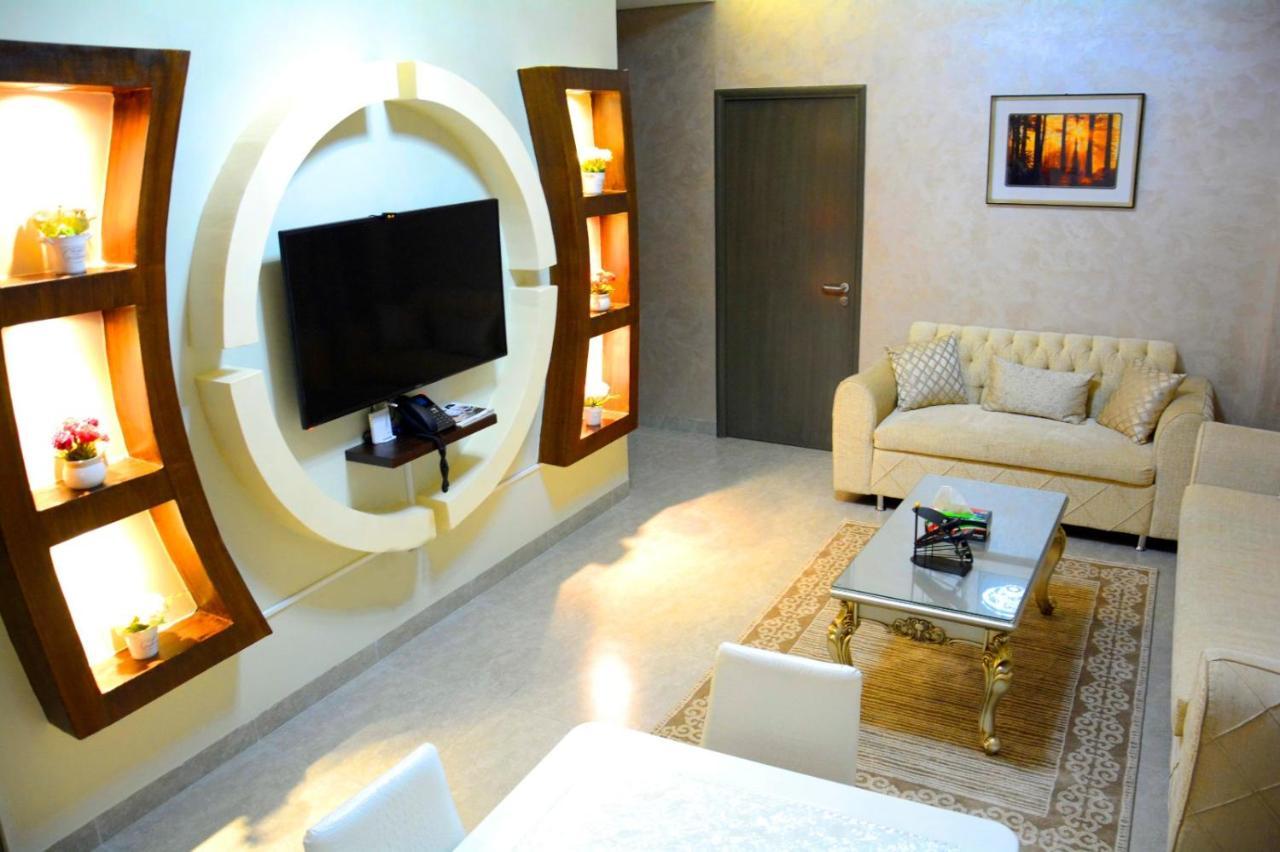 ذا فيفتى ايت السالمية Aparthotel Kuvait Kültér fotó